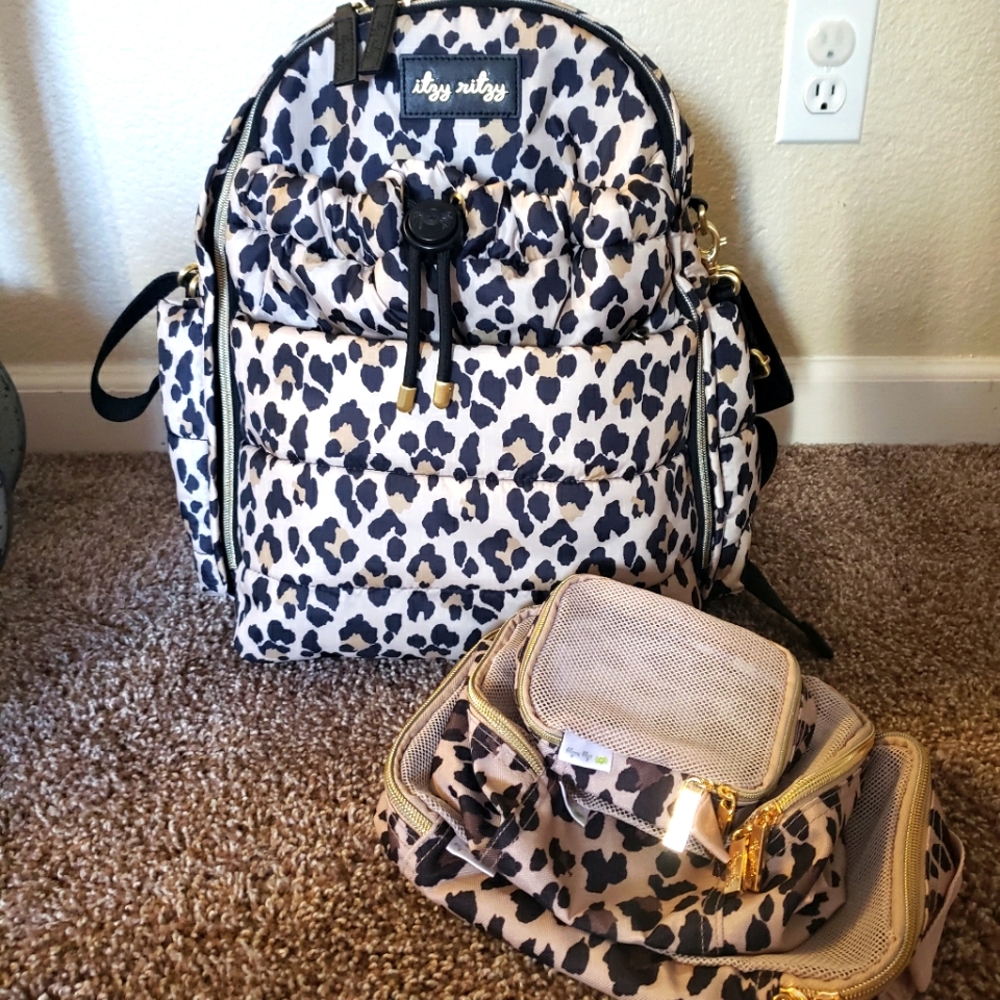 Itzy ritzy Dream Backpack and leopard packing cube